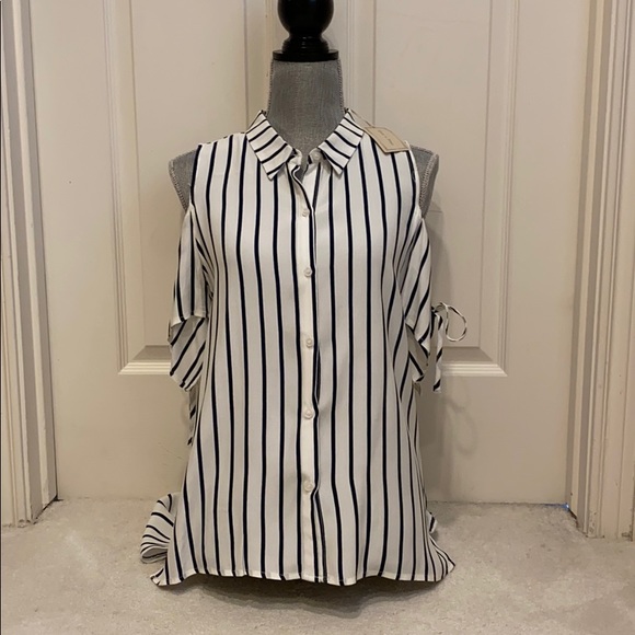 Doe and Rae Navy and White striped Blouse Size M - Picture 1 of 5